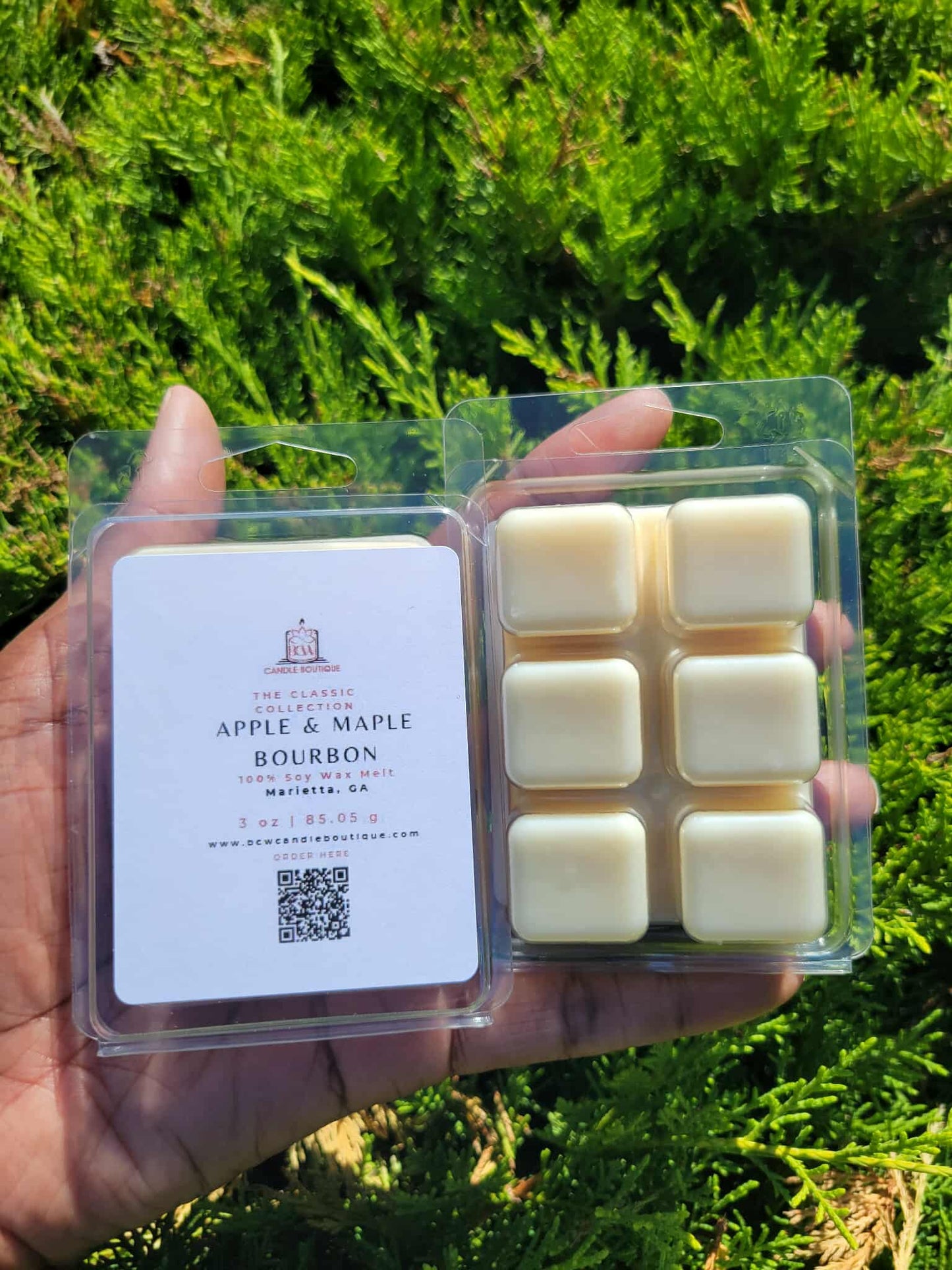 Natural Soy Wax Melts "Apple & Maple Bourbon" -3 oz.