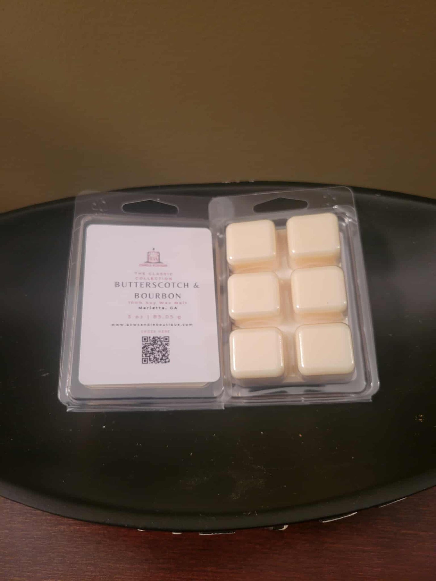 Natural Soy Wax Melts "Butterscotch & Bourbon" -3 oz.