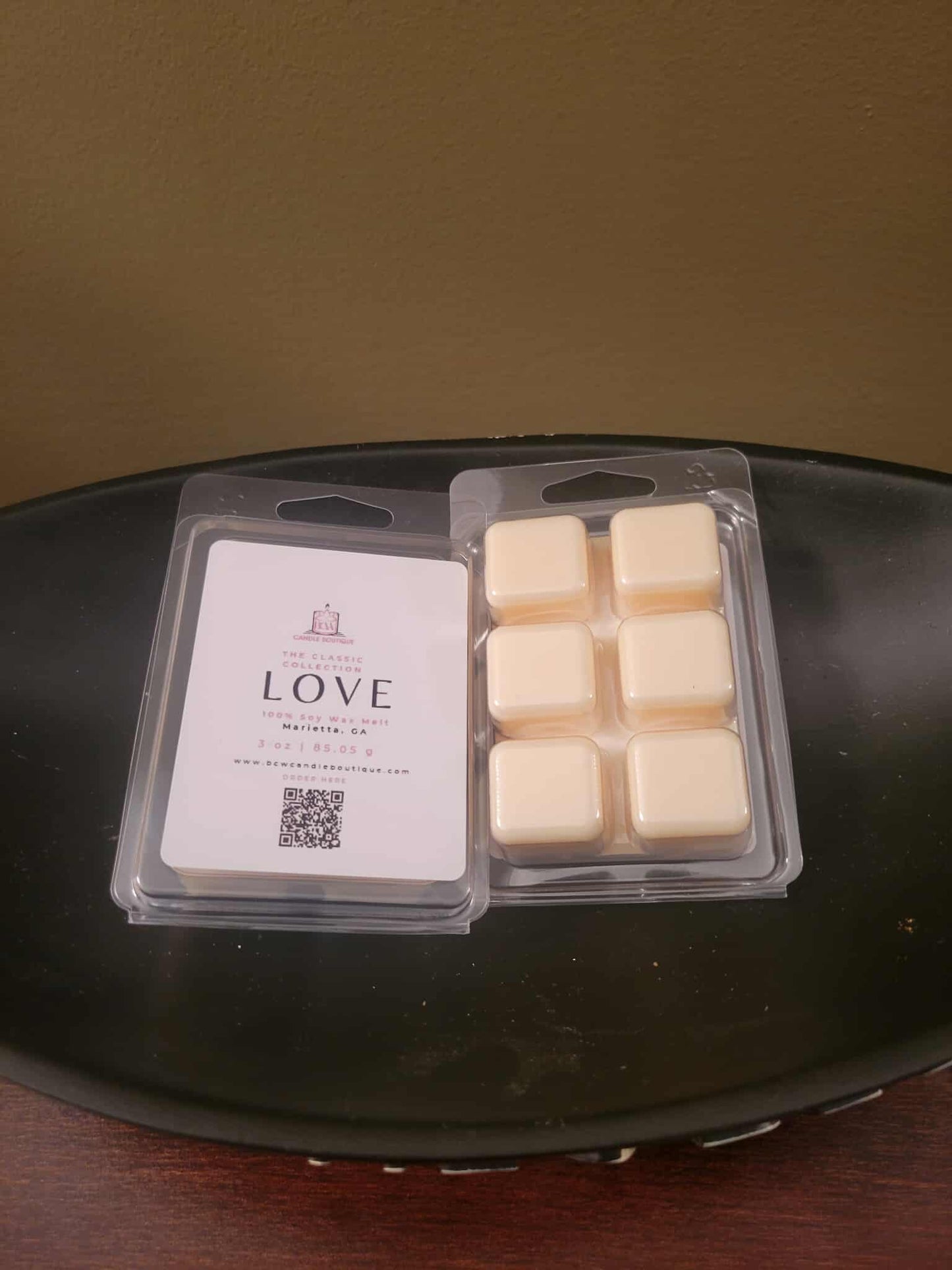 Natural Soy Wax Melts "Love" -3 oz.