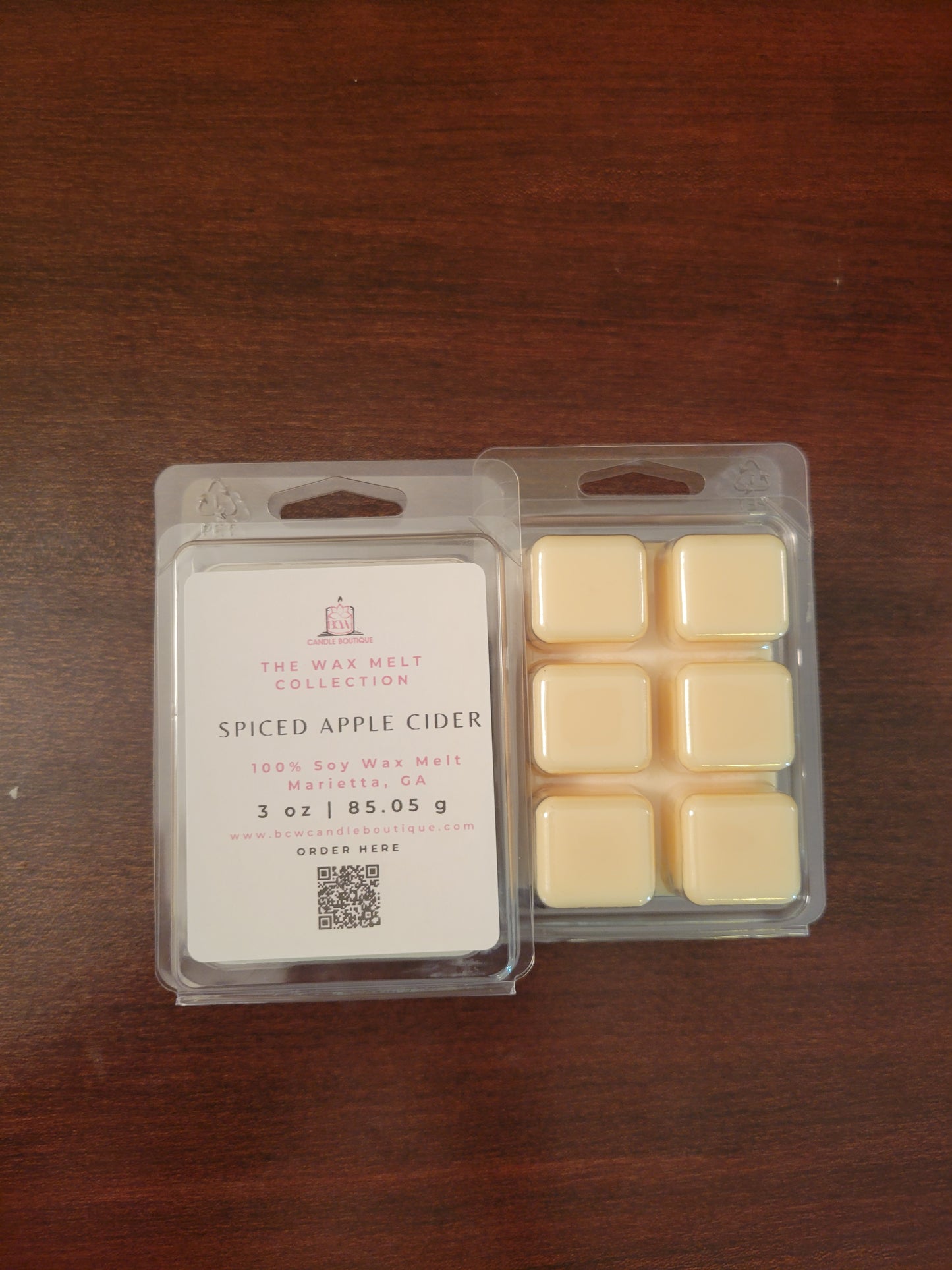 Natural Soy Wax Melts "Spiced Apple Cider" -3 oz.